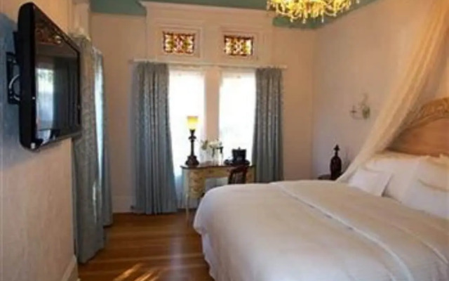 Patterson Inn