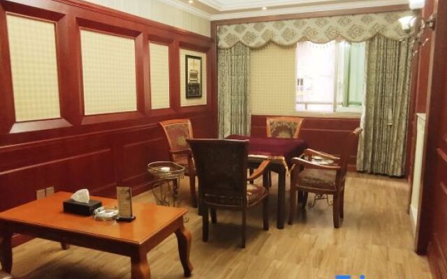 Zhufangzi Cinema Hotel (Anyue Beimenkou)