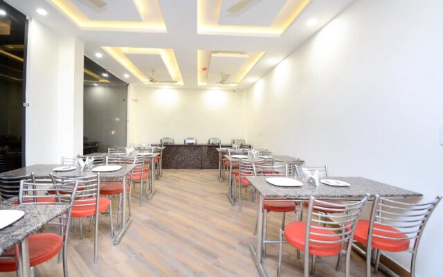 Hotel Magnum by OYO Rooms
