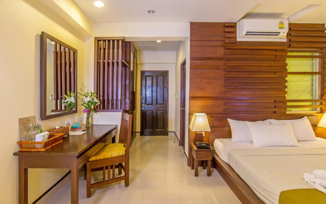 Lanta Pura Beach Resort (SHA Extra Plus)