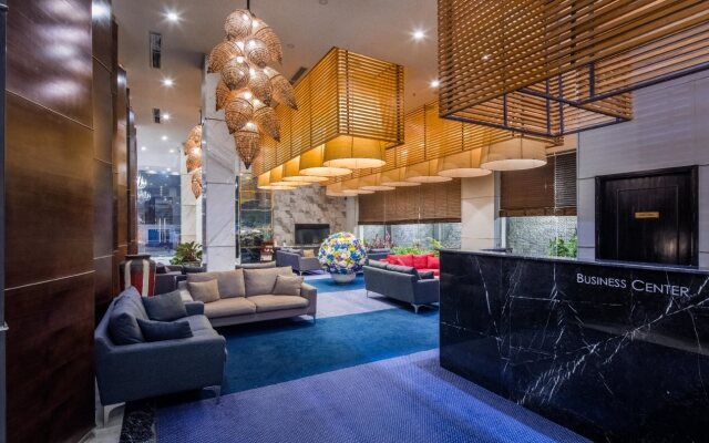 Charm Suite Saigon Hotel