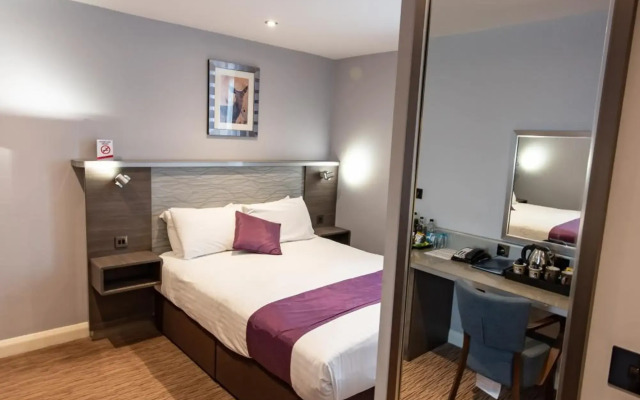 The Hog's Back Hotel & Spa Farnham