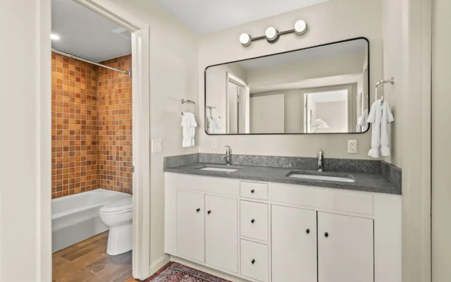 Oak Ridge Retreat by Snowmass Vacations