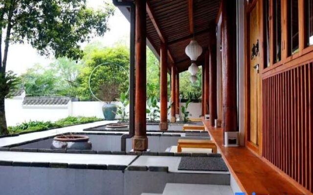 Yunyin Qingcheng Hot Spring Resort Hotel