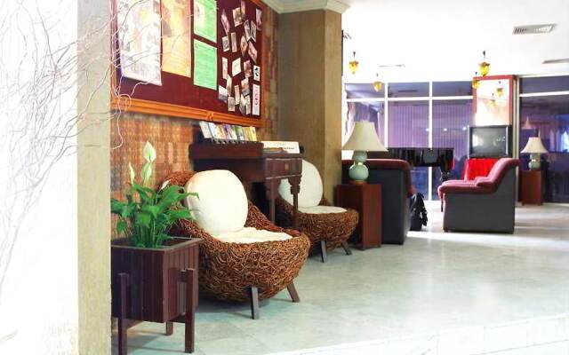 Tipchang Lampang Hotel