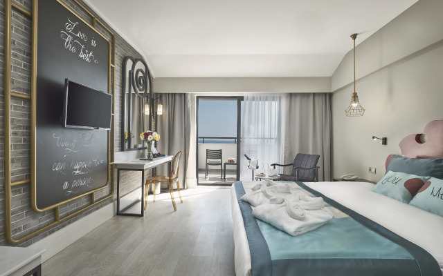 Seaden Valentine Resort & Spa 