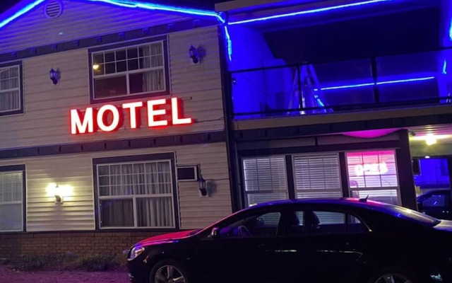 Imperial Motel