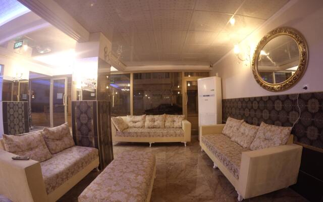 Exporoyal Hotel