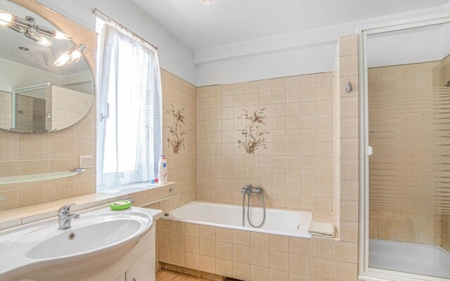 Awesome Apartment in Gdynia With Wifi and 2 Bedrooms