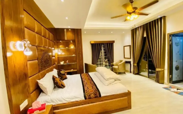 Beach Queen Resort