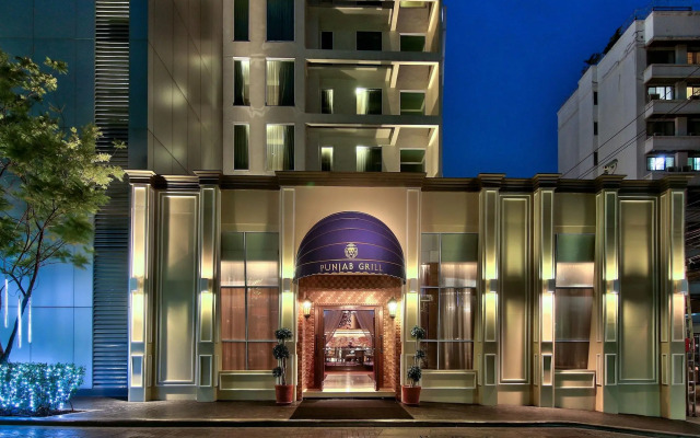 Radisson Suites Bangkok Sukhumvit