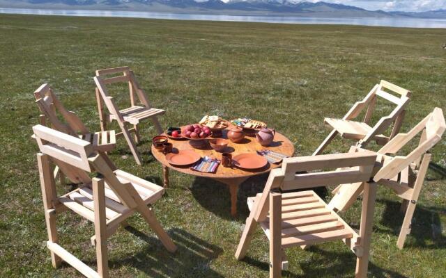 Son-Kul Northen yurt camp