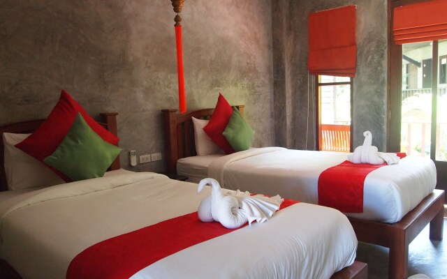 Phatchara Boutique Hotel - Hostel