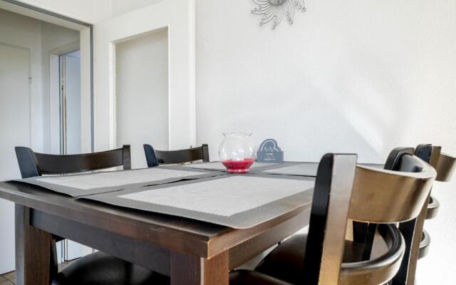 Id 6897 - Private Apartment