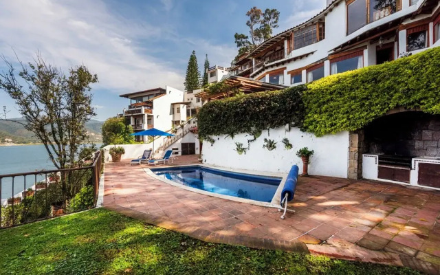 Casa Cuatro Elementos