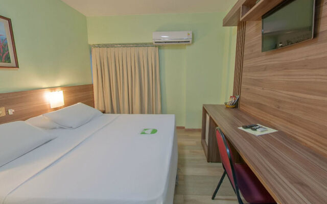 Hotel Vale Verde