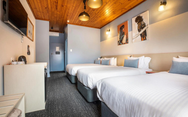 Nightcap at Federal Hotel Mt Gambier