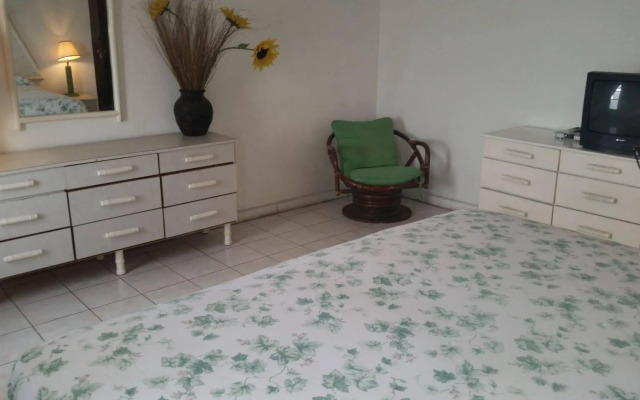 Skymiles Beach Suite At  Montego Bay Club Resort