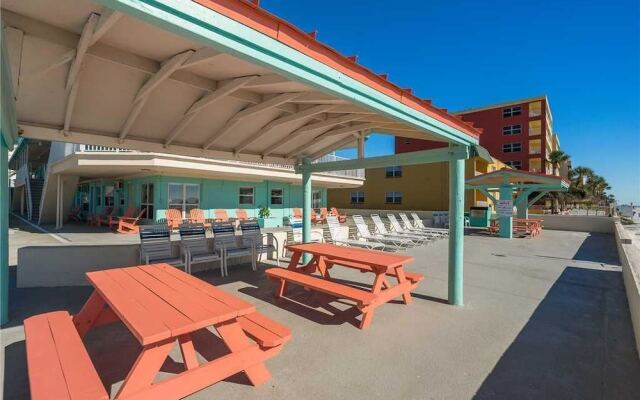 Sea Rocket 18 - Studio Condo