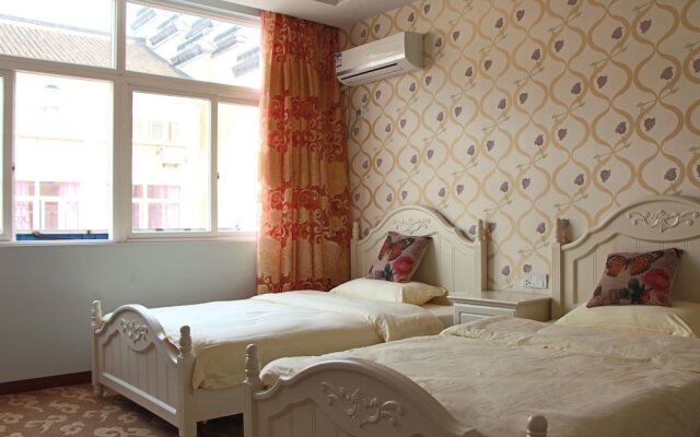 Wuzhen Tianranju Inn