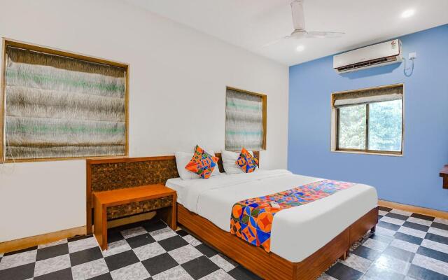 FabExpress Coco Goa Resort With Pool, Arpora