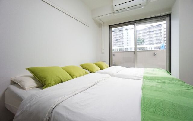 Terry's Apartment Namba West I E02C
