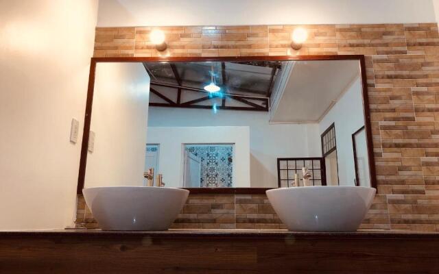 STAY hostel - 300m from the ferry