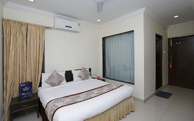 OYO 2229 Hotel Golden Wings