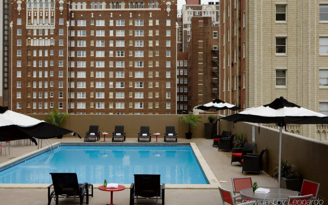 Crowne Plaza Kansas City Downtown by IHG