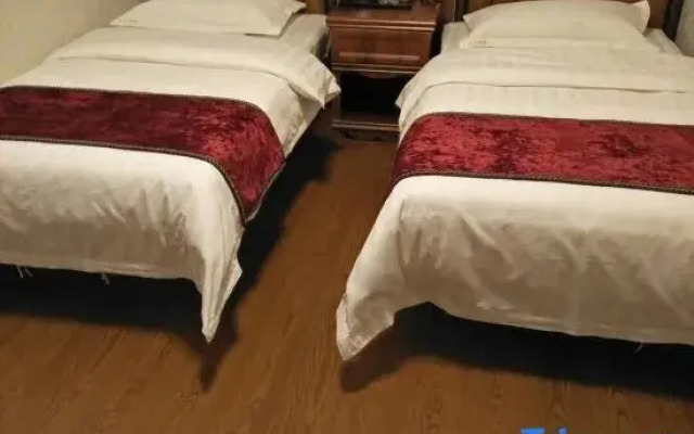 Wuchang Jiulong Hotel