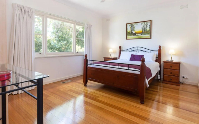 Renovated Beach Beauty - Rosebud