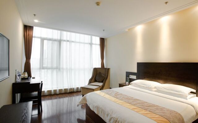 GreenTree Qinhuang Island Railway Station Business Hotel