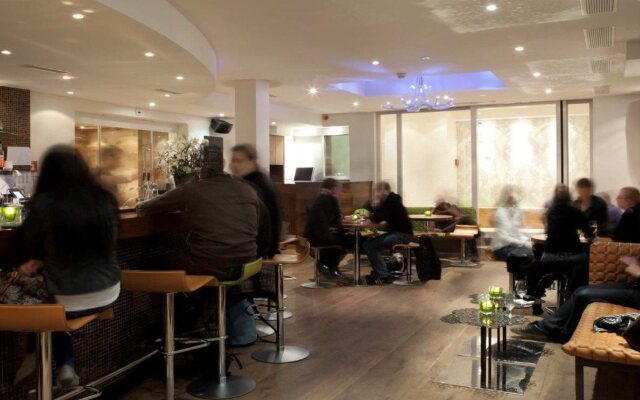 PLATZHIRSCH ZÜRICH - Downtown Boutique Hotel & Sushi Lounge
