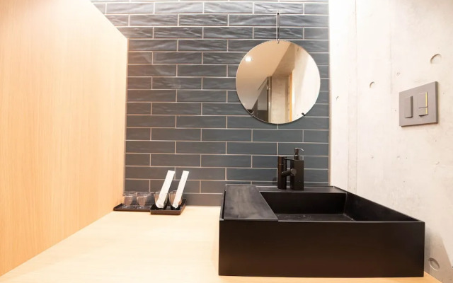 Spatium Ginza Pony