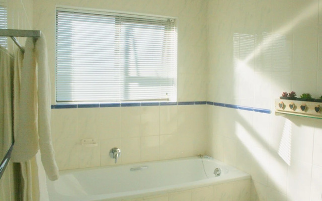 Blouberg Guest Suites