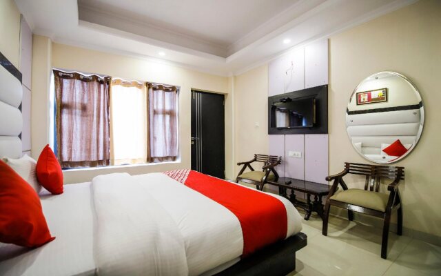 Uphill Courtyard by OYO Rooms