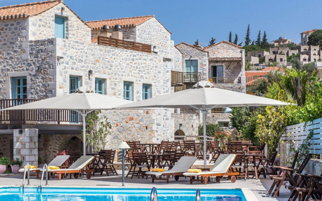 Thirides Beach Resort