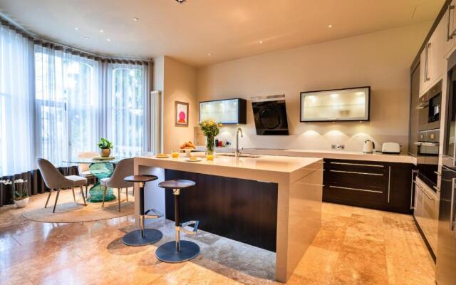 Stratford House - Luxury 4 Bed Townhouse
