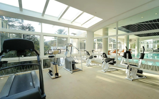 Resort Forest Hills Garden