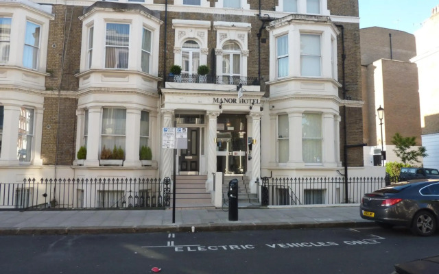 Manor Hotel