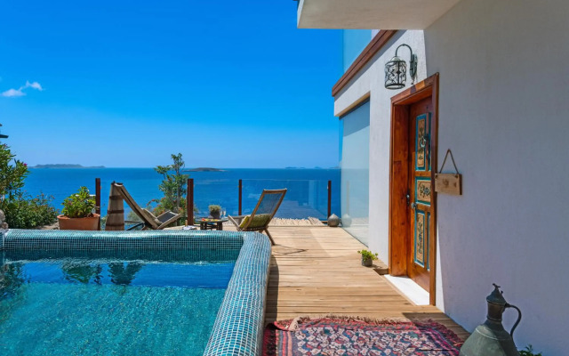 Mandalina Luxury Suites