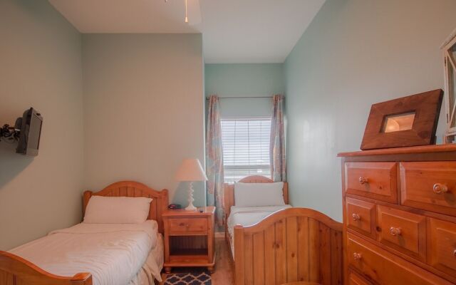 Legacy I 1303 Penthouse