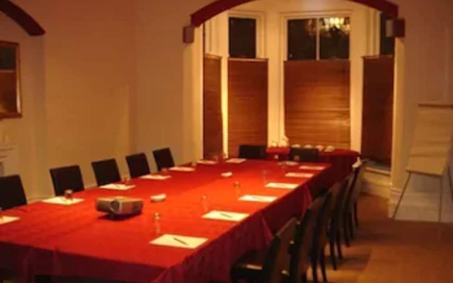 Amblehurst Hotel