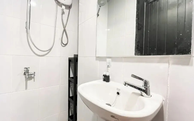 Relaxing And Stylish Studio At Tokyo Riverside Pik 2 Apartment