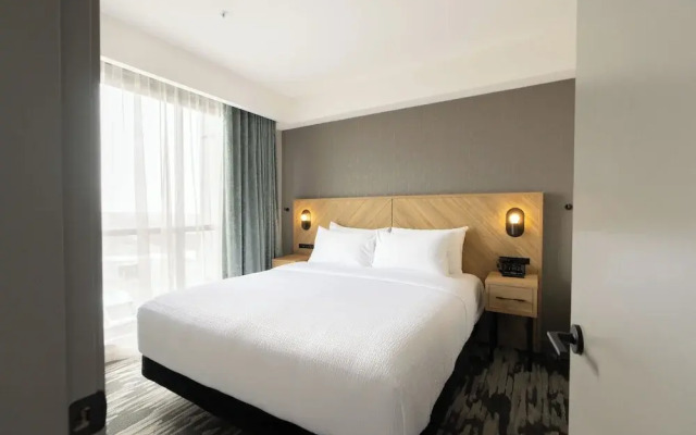 Sandman Signature Las Colinas Hotel & Suites