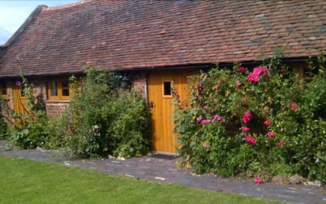 PBC Perriford Barns And Cottages