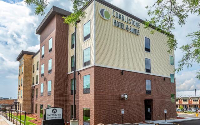 Cobblestone Hotel & Suites - Hartford