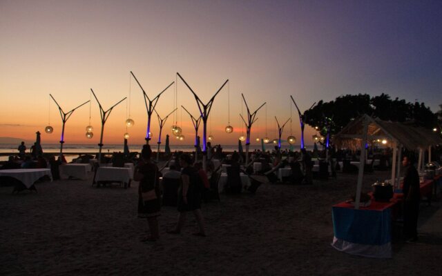 Hotel Ombak Sunset