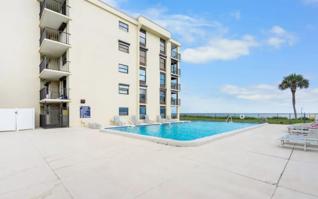 Vast Oceanfront Views Pool Patio Tennis