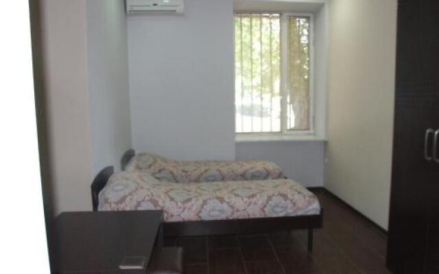 Apartment on Paronyan 22